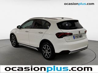 Fiat Tipo 1.5 Hybrid Cross DCT 97 kW (130 CV)