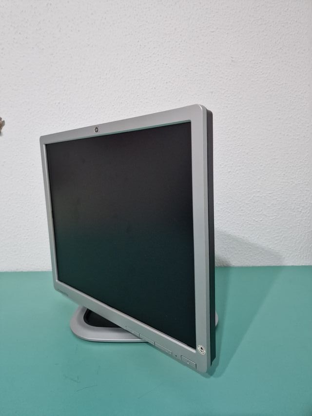Monitor HP Compaq LA1951g - Gris