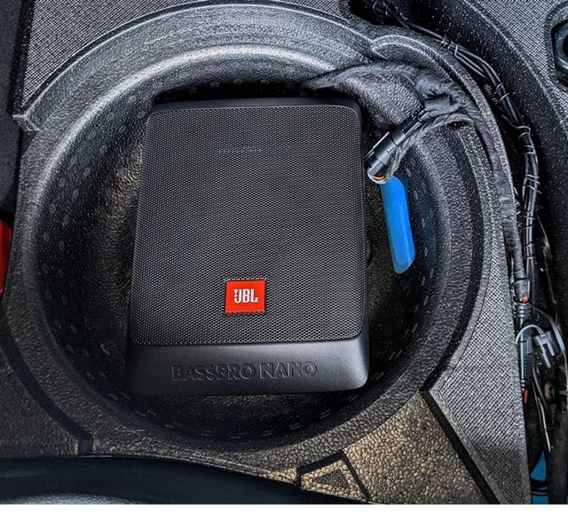 JBL BassPro Nano - Subwoofer coche