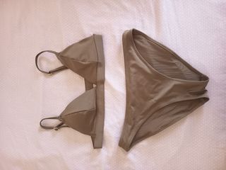 Bikini Triángulo Marrón Brillante