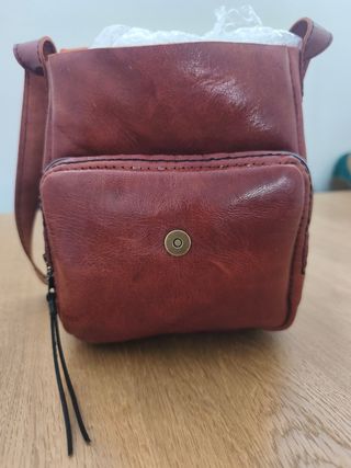 Bandolera de cuero personalizada en piel de cabra