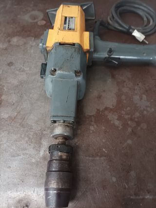 Taladro de banco T1942