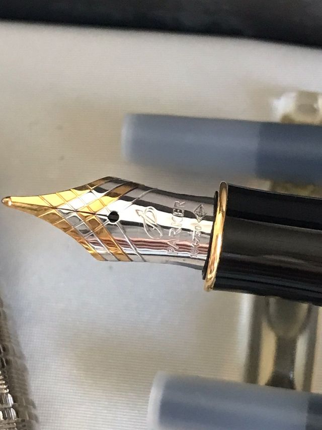 Stilografica Parker argentata