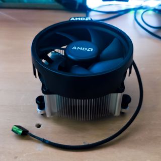 Dissipatore CPU - AMD Wraith Spire - AM4/AM5