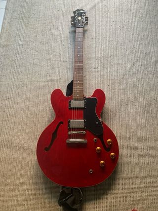 Epiphone Dot ES-335 + Line6 Spider V 15