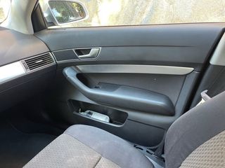 Audi A6 2005.   etiqueta B
