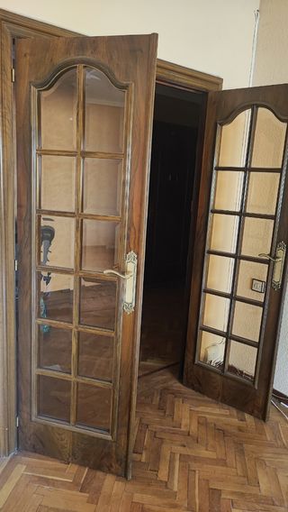Puertas interiores clásicas