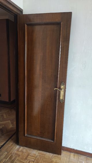 Puertas interiores clásicas