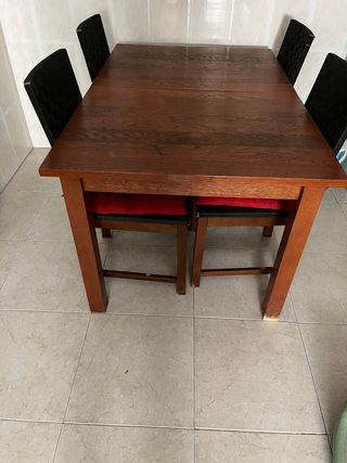Mesa madera + 4 sillas