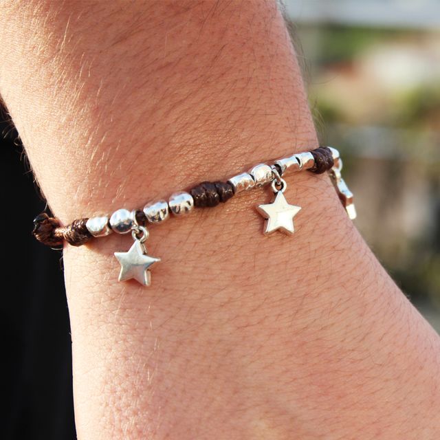 Pulsera de cordón marrón con estrellas - Unisex