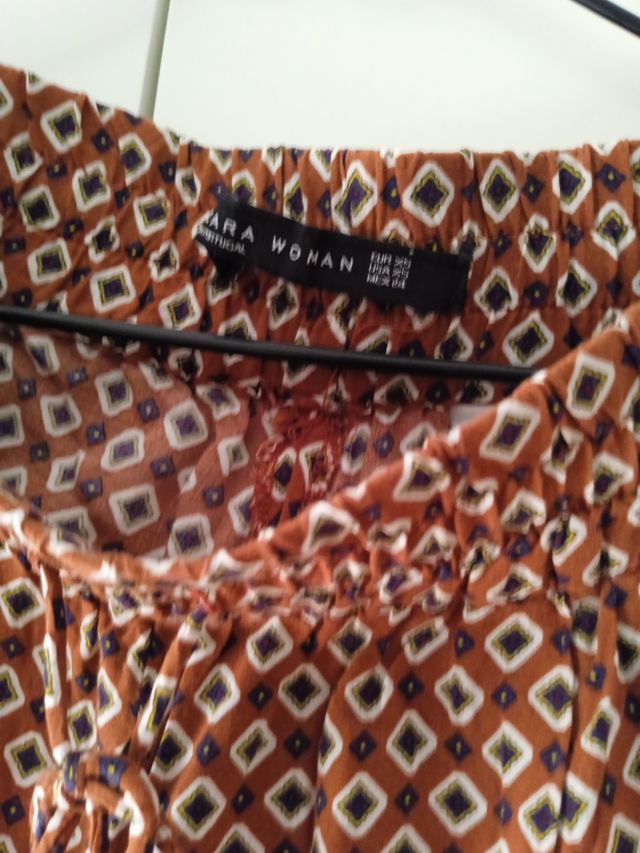 Pantalones Zara estampados