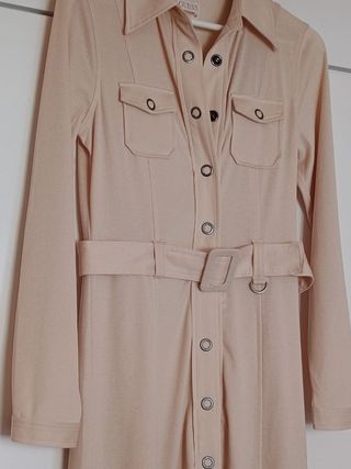 Vestido Guess beige manga larga