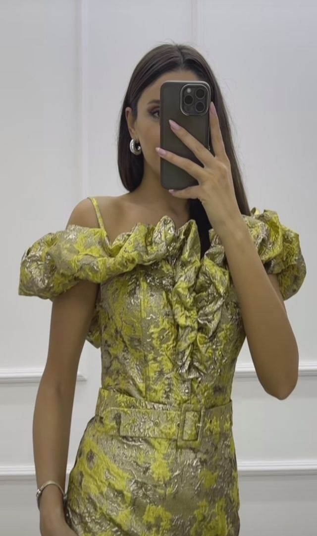 Vestido fiesta dorado