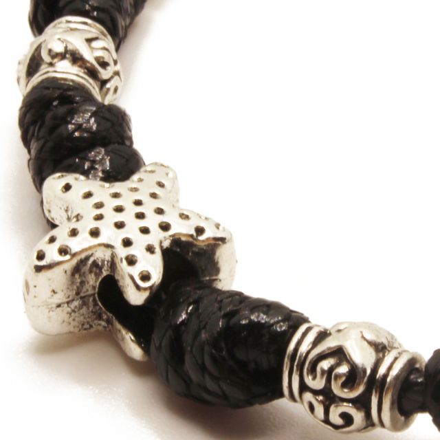 Pulsera de cordón negro con estrella incrustada