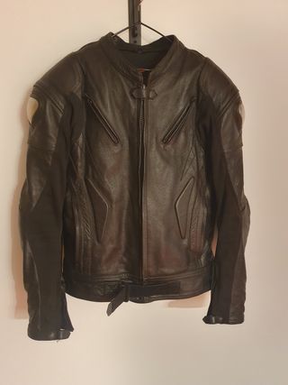 Chaqueta moto piel negra