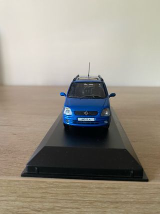 Miniatura Opel Agila Azul 1:43