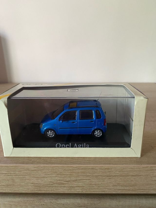 Miniatura Opel Agila Azul 1:43