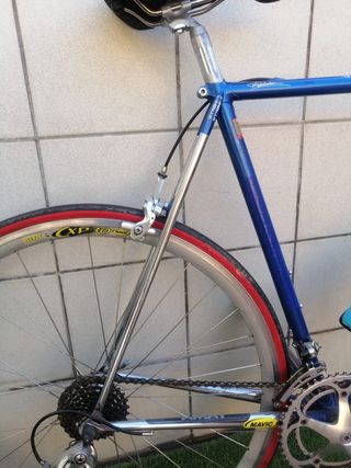 Bicicleta clásica de carretera Pinarello