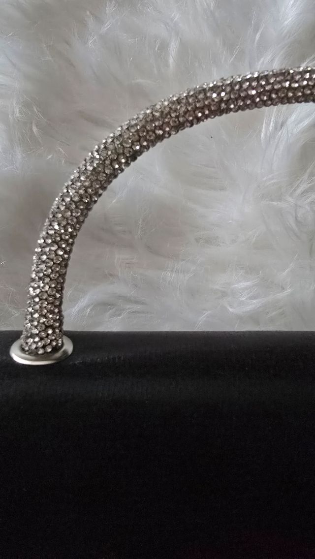 Pochette borsetta nera in raso