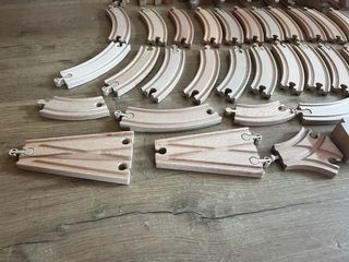 Tren de madera Janod Safari + Ikea Lillabo