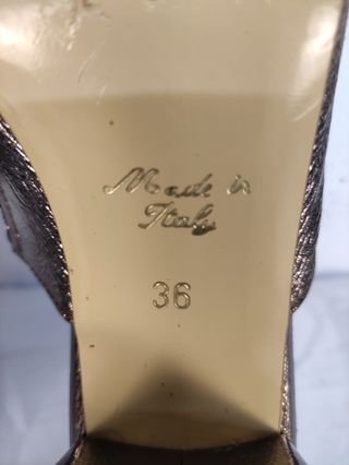 Ciabatte bronzo con frange