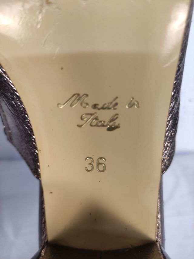 Ciabatte bronzo con frange