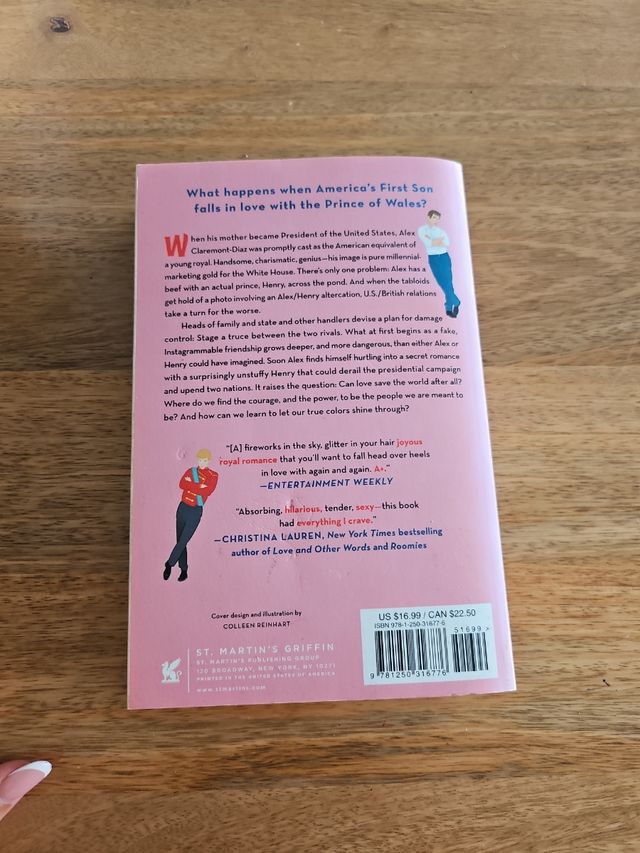 Red, White & Royal Blue: A Novel