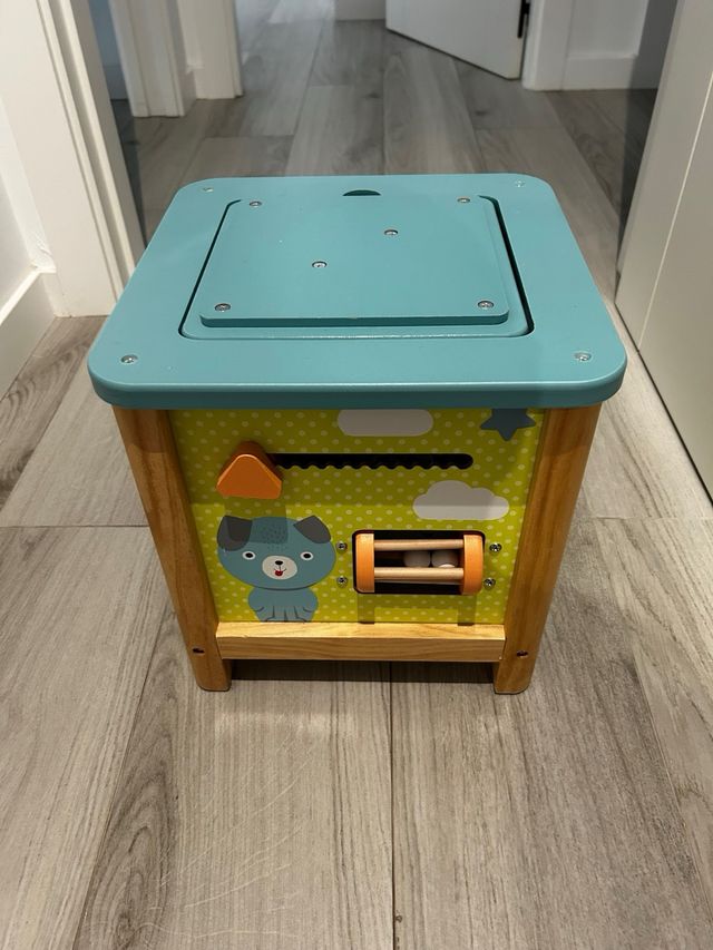 Mesa actividades bebé madera