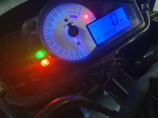 Suzuki gsxr 750 , cambio por enduro de 250 o 450