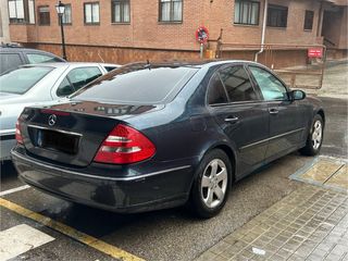 Mercedes-Benz Clase E 2005