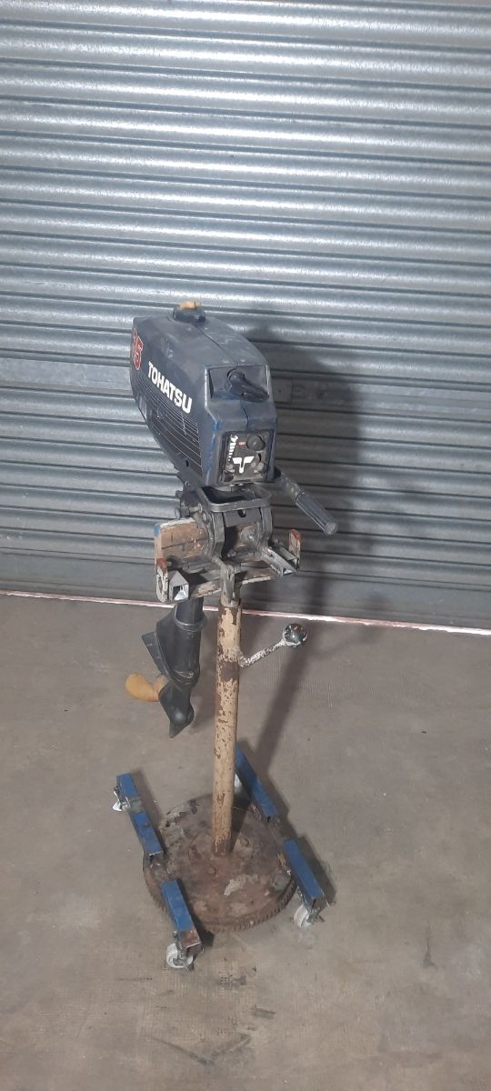 Motor Tohatsu 3.5cv puesta a punto hecha