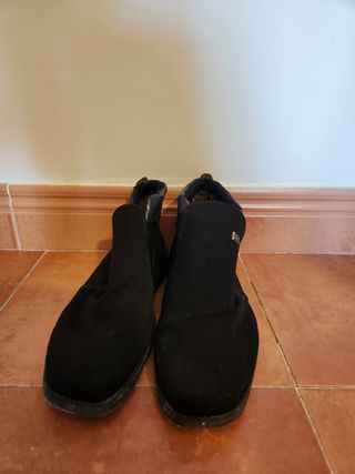 Botas negras de invierno