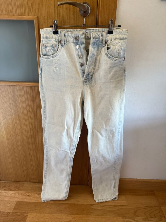 Vaqueros Stradivarius 36 - Azul Claro