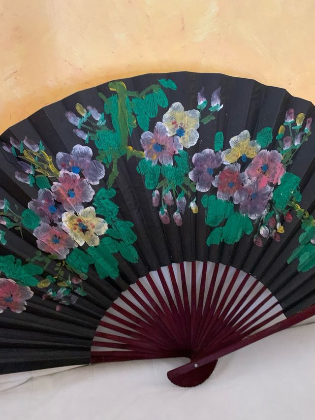 Abanico pintado Decoración 130x75 cm