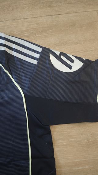 Camiseta Adidas Real Madrid M Con etiqueta
