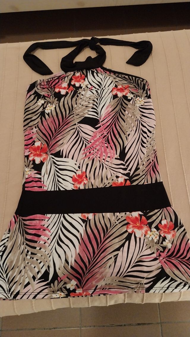 Abito estivo floreale nero rosa