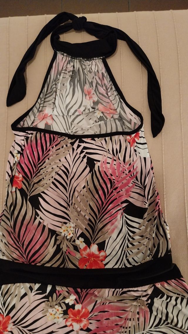 Abito estivo floreale nero rosa