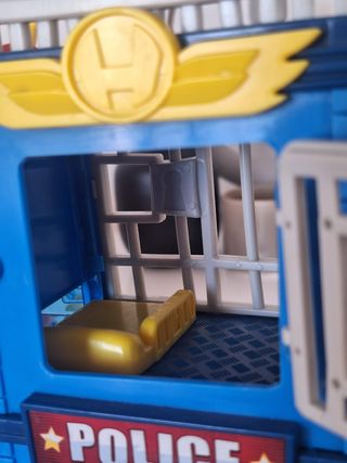 Comisaría Superzings