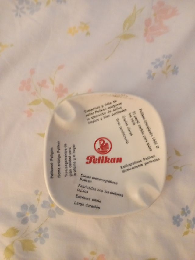 Cenicero Pelikan vintage