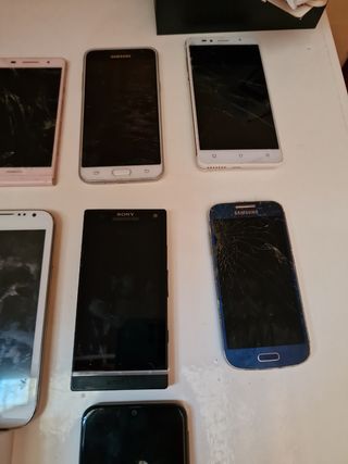 7 Smartphones - Huawei, Samsung, Sony