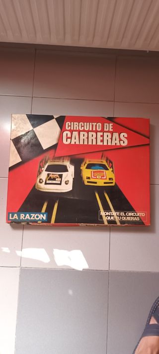 Circuito de Carreras Scalextric  "NO REGATEO"