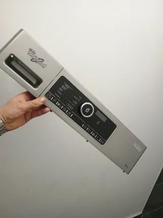Panel táctil lavadora Whirlpool FSCR 80422S
