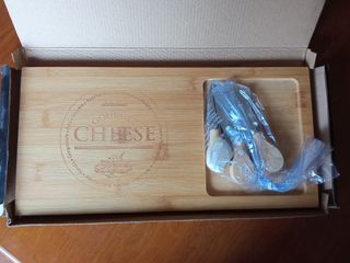 Tagliere per formaggi con 3 utensili