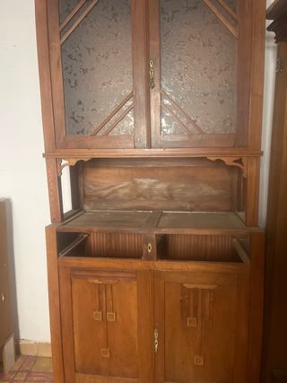 Mueble aparador antiguo de madera