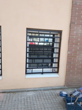 Rejas ventana - Protección hierro macizo