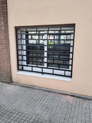 Rejas ventana - Protección hierro macizo