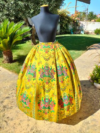 Falda Fallera-Alicantina, sin delantal.