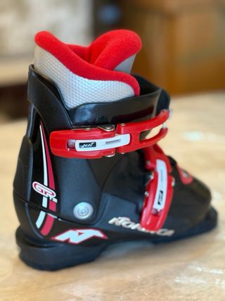 Esquís Atomic Redster 100cm y botas Nórdica 