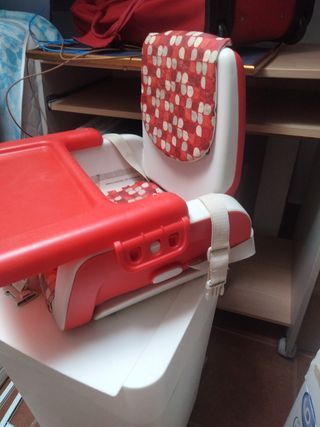 Asiento elevador Chicco para bebé