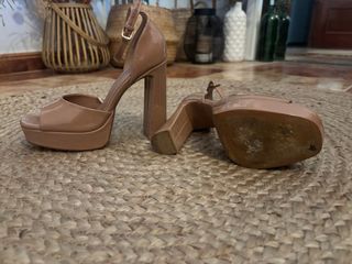 Sandalias tacón beige plataforma